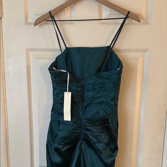 David's Bridal Galina Signature Strapless Charmeuse Dress Gem Green size 2 NWT - Picture 9 of 12